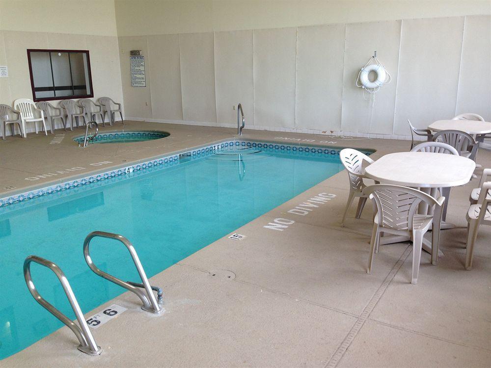 Brentwood Inn & Suites Hobbs Extérieur photo