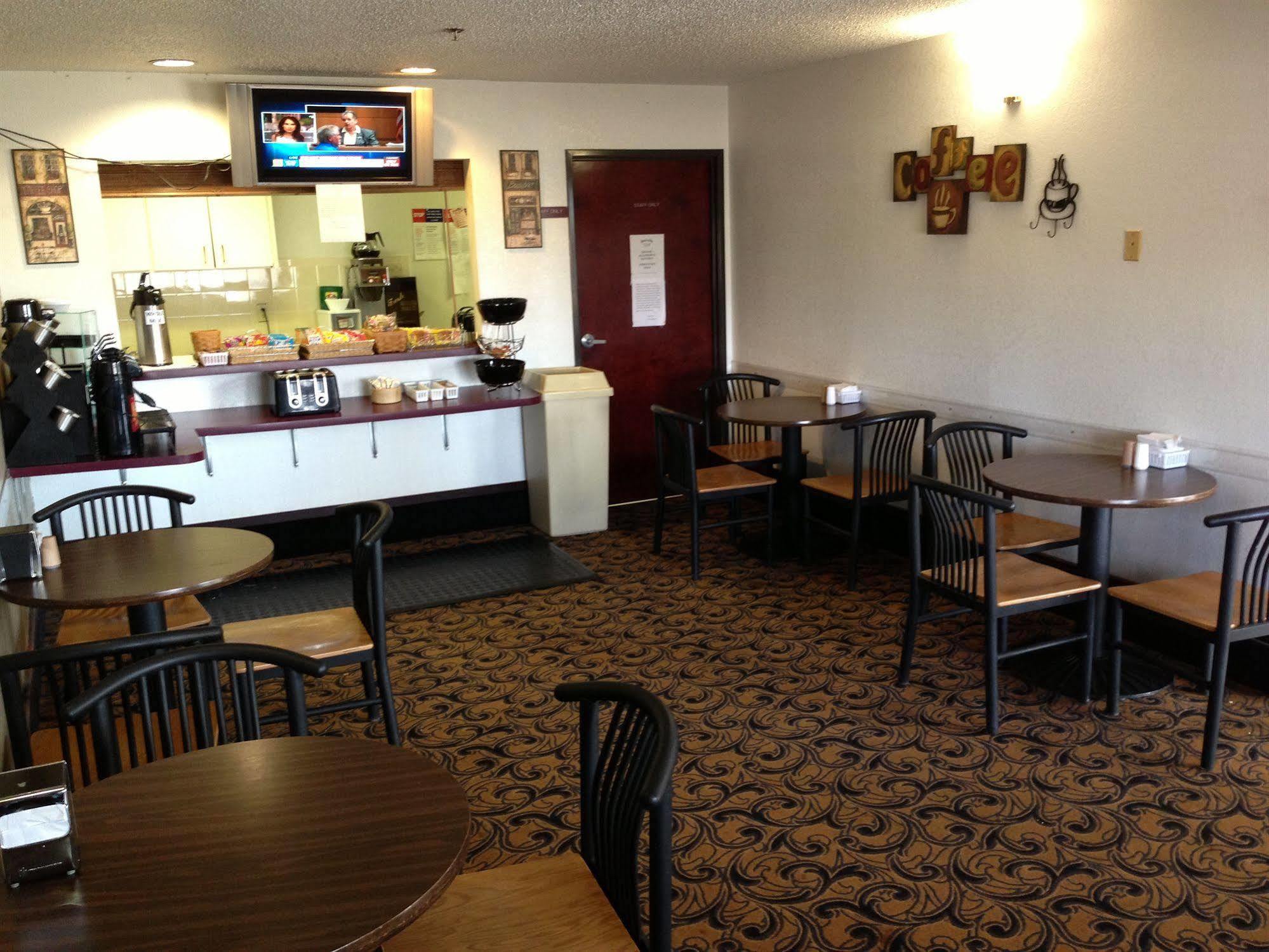 Brentwood Inn & Suites Hobbs Extérieur photo
