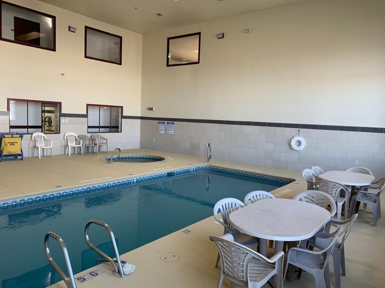 Brentwood Inn & Suites Hobbs Extérieur photo